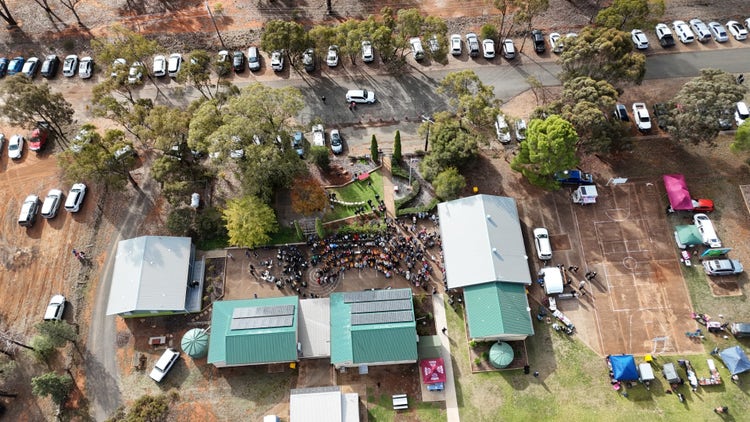 No photo description available.